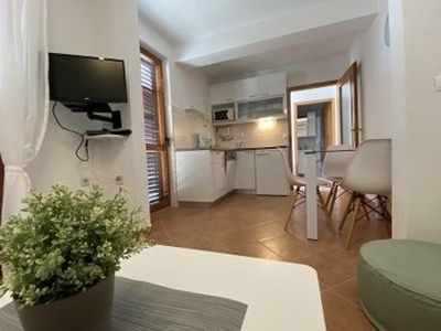 Ferienwohnung für 4 Personen (70 m²) in Baska Voda 2/10