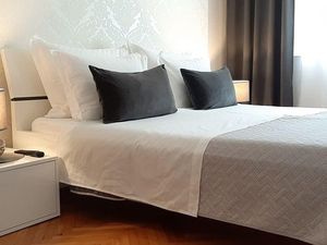 23337158-Ferienwohnung-4-Baska Voda-300x225-1