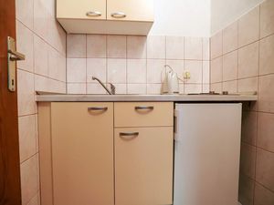 19126592-Ferienwohnung-2-Baska Voda-300x225-1