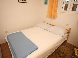 19125812-Ferienwohnung-4-Baska Voda-300x225-5