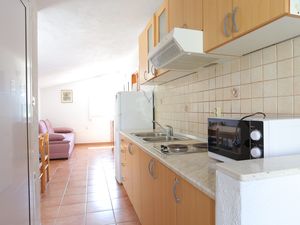 19127143-Ferienwohnung-4-Baska Voda-300x225-5