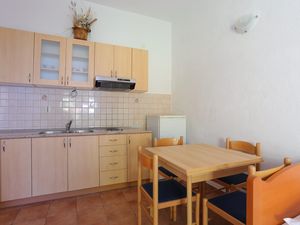 19128459-Ferienwohnung-2-Baska Voda-300x225-2