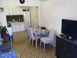 19214622-Ferienwohnung-5-Baska Voda-300x225-1