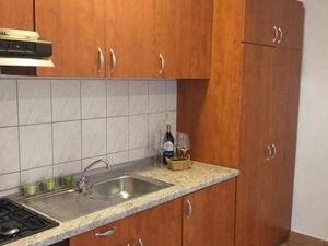 23612730-Ferienwohnung-3-Baska Voda-300x225-3