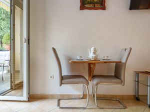 23676853-Ferienwohnung-2-Baska Voda-300x225-1