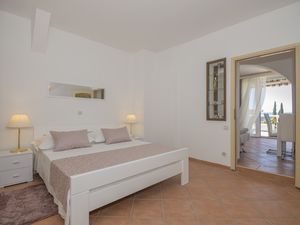 Ferienwohnung für 4 Personen (59 m&sup2;) in Baska Voda