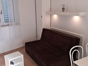 23964520-Ferienwohnung-4-Baska Voda-300x225-1