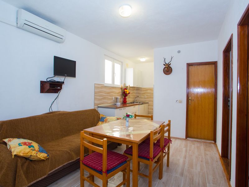 23929548-Ferienwohnung-4-Baska Voda-800x600-1