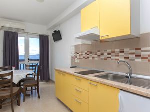 23929545-Ferienwohnung-4-Baska Voda-300x225-3