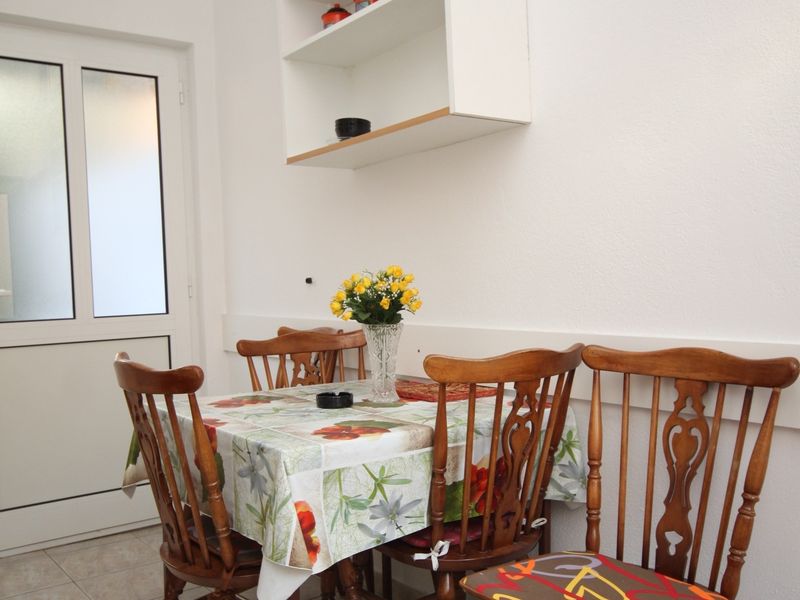 23929609-Ferienwohnung-4-Baska Voda-800x600-1