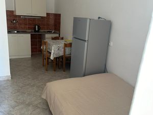 23926993-Ferienwohnung-3-Baska Voda-300x225-2