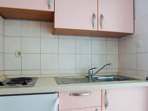 24058910-Ferienwohnung-3-Baska Voda-300x225-2