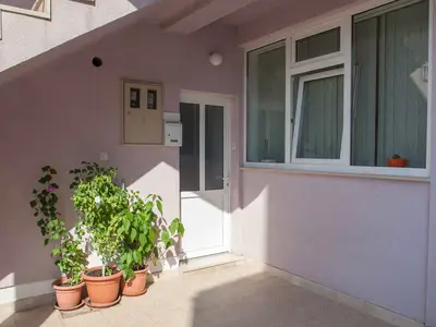 Ferienwohnung für 4 Personen (47 m²) in Baška Voda 2/10