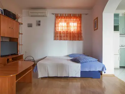 Ferienwohnung für 4 Personen (47 m²) in Baška Voda 4/10