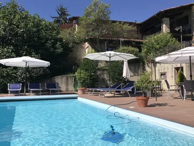 PoolOfHouse