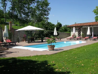 PoolOfHouse