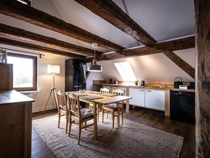 24036659-Ferienwohnung-4-Bastorf-300x225-1