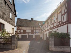 19340712-Ferienwohnung-3-Battenberg-300x225-1