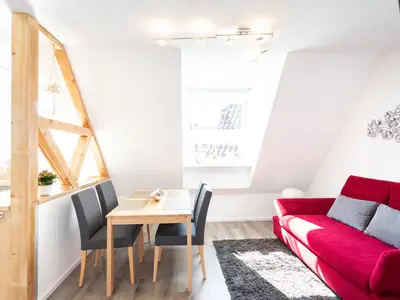 Essbereich mit Schlafcouch