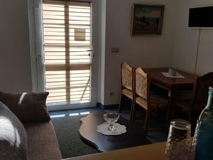 23895434-Ferienwohnung-6-Bautzen-300x225-5