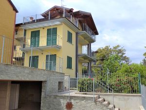 23516761-Ferienwohnung-6-Baveno-300x225-1