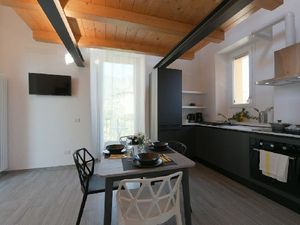 23362763-Ferienwohnung-4-Baveno-300x225-2