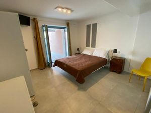 23470850-Ferienwohnung-4-Baveno-300x225-5