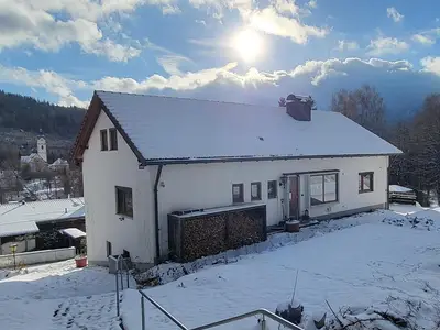 Haus mit Talblick