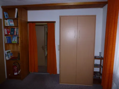 Schrankbett