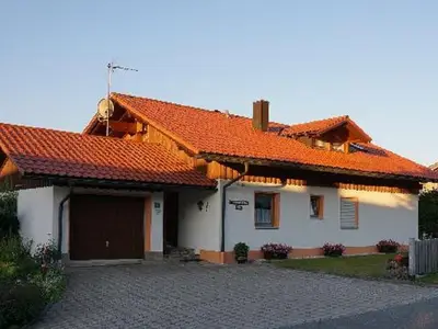11 Hausansicht 1