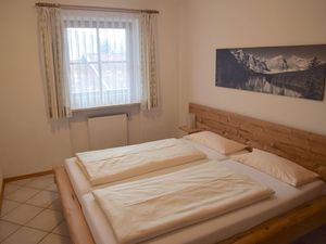 23968811-Ferienwohnung-4-Bayrischzell-300x225-3