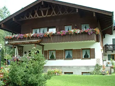 Ferienwohnung für 3 Personen (38 m²) in Bayrischzell 1/10