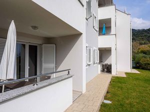 23780461-Ferienwohnung-5-Baška-300x225-1