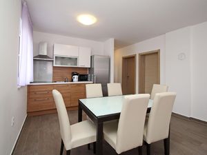 23038431-Ferienwohnung-6-Baška-300x225-1