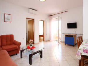 23039055-Ferienwohnung-5-Baška-300x225-5