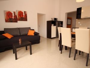 23039593-Ferienwohnung-4-Baška-300x225-3