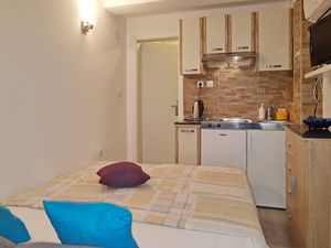 23039775-Ferienwohnung-2-Baška-300x225-1