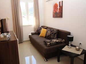 23040419-Ferienwohnung-2-Baška-300x225-4