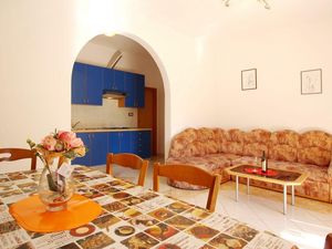 23040505-Ferienwohnung-6-Baška-300x225-1