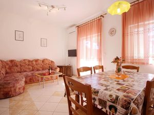 23040505-Ferienwohnung-6-Baška-300x225-4