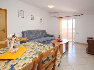 23040765-Ferienwohnung-4-Baška-300x225-2