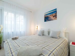 23768288-Ferienwohnung-2-Baška-300x225-2