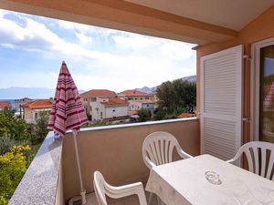 23773023-Ferienwohnung-7-Baška-300x225-1