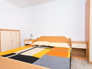 23039565-Ferienwohnung-3-Baška-300x225-4