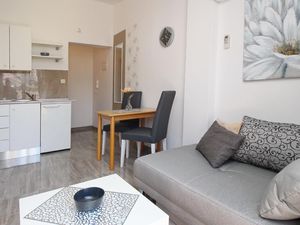 23039787-Ferienwohnung-2-Baška-300x225-2