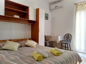 23280538-Ferienwohnung-2-Baška-300x225-1