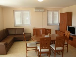 23040593-Ferienwohnung-3-Baška-300x225-4