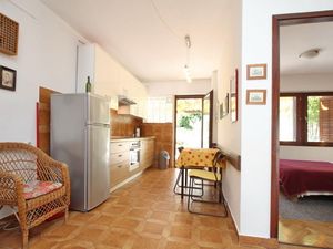 23040741-Ferienwohnung-4-Baška-300x225-1