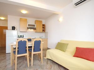 23040957-Ferienwohnung-4-Baška-300x225-4