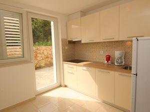 23041185-Ferienwohnung-5-Baška-300x225-1